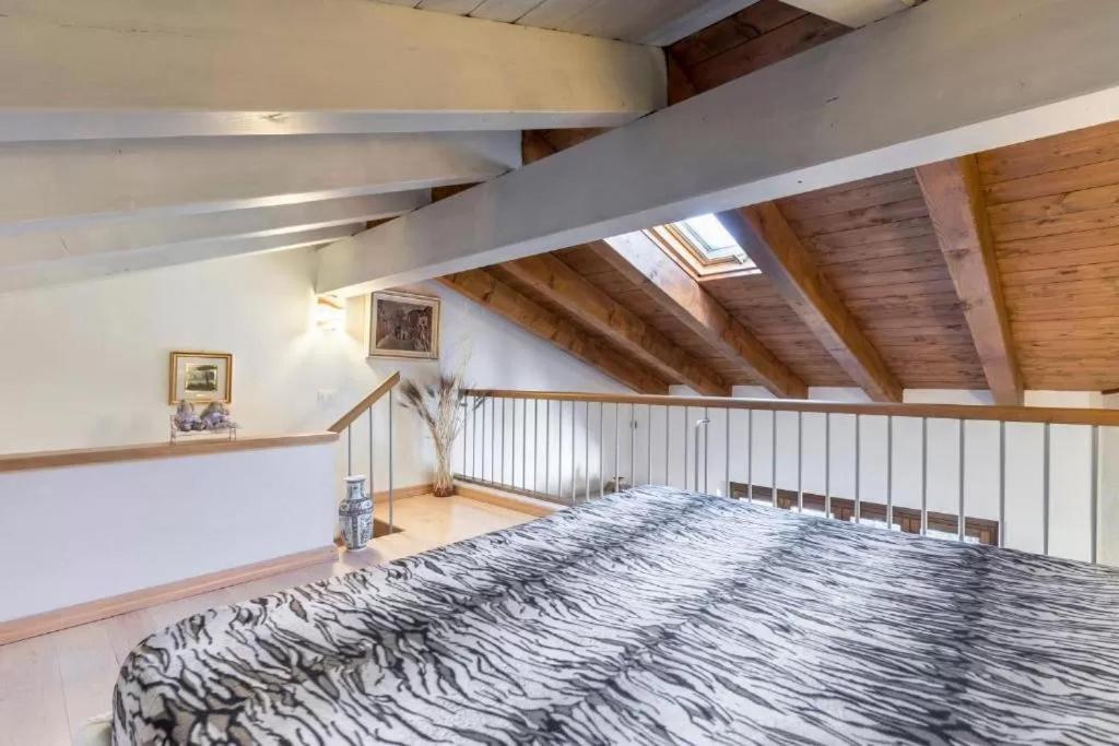 Casa Vacanze Rosalba Ferrara di Monte Baldo Εξωτερικό φωτογραφία